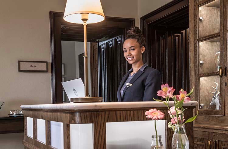 %hospitality marketing hotel content production% 21 hospitality marketing agency HMA - Devere hotels